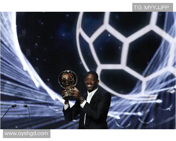 全球足坛传奇球星的辉煌历程与影响力探讨 全球足坛传奇球星的辉煌历程与影响力探讨